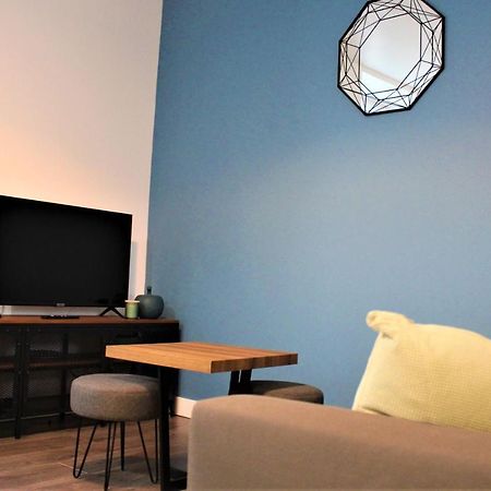 Pontivy Centre, Studio Confort Apartment Екстериор снимка